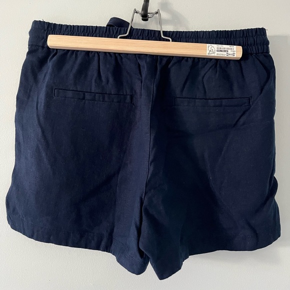 J. Crew Navy Linen Shorts - Picture 3 of 3